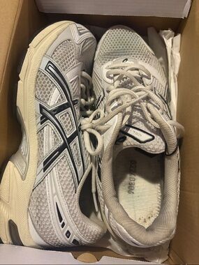 Asics White and Black Lace-Up Running Sneakers